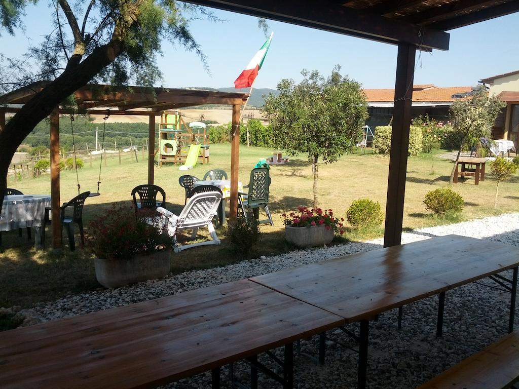 Agriturismo Il Canterino Guardistallo Δωμάτιο φωτογραφία